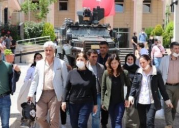 Eşbaşkanların ‘ev hapsi’ 613 gün sonra kaldırıldı