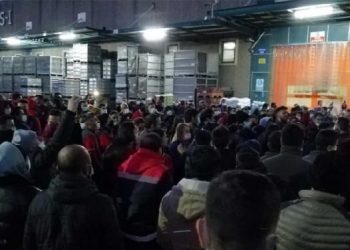 Farplas işçileri iş bırakma eylemine devam ediyor