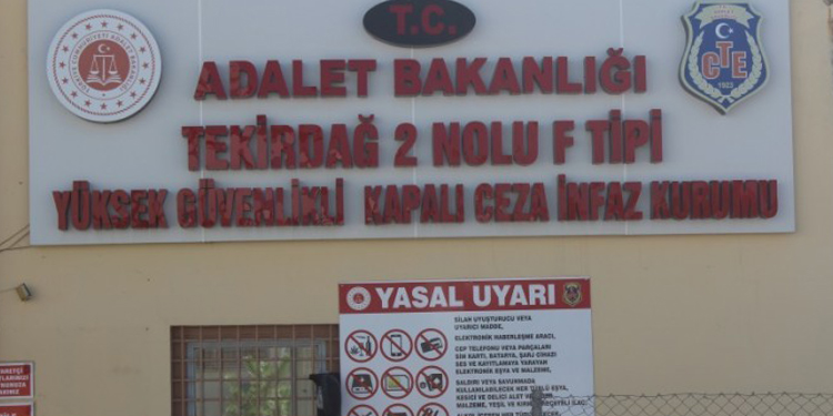 Gardiyanlar tutukluları provoke ediyor Gardiyanlar tutukluları provoke ediyor