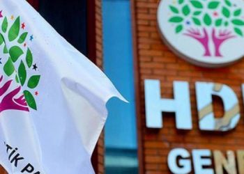 HDP depremle ilgili “Siyasi Tutum Belgesi” açıklayacak HDP depremle ilgili “Siyasi Tutum Belgesi” açıklayacak