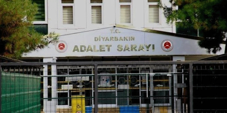 HDP’li gençler serbest bırakıldı HDP’li gençler serbest bırakıldı