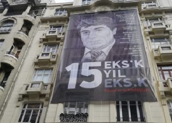 Hrant Dink vurulduğu yerde anıldı: AKP halka hesap verecek