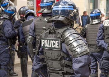 İngiltere’de polise daha fazla yetki veren yasa tasarısı protesto edildi