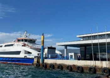 İzmir’de vapur seferleri iptal edildi İzmir’de vapur seferleri iptal edildi