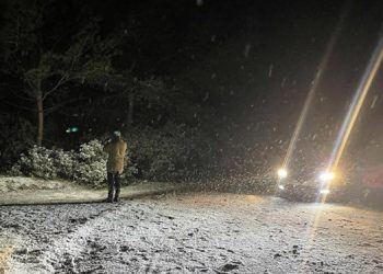 Muğla ve Denizli’de yollar ulaşıma kapandı