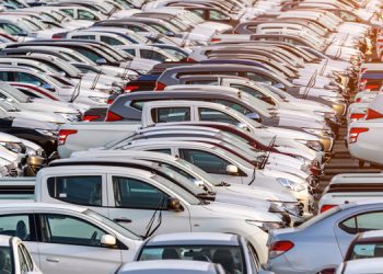 Özpeynirci: Otomotiv fabrikalarında, doğalgaz kaynaklı elektrik kesintileri nedeniyle üretim duracak