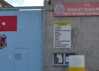 Polis ve bekçilerin işkencesine maruz kalan Murat E. yaşamını yitirdi