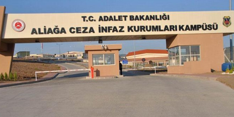 Şakran Kadın Cezaevi’nde koğuşlara köpeklerle baskın Şakran Kadın Cezaevi’nde koğuşlara köpeklerle baskın