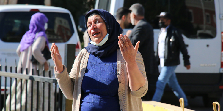 Şenyaşar ailesi: Zulüm meşru ise direnmek haktır Şenyaşar ailesi: Zulüm meşru ise direnmek haktır