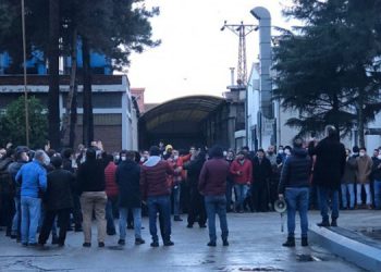 Çimsataş işçilerinin direnişi 3’üncü gününde