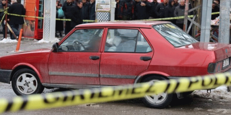 Van’da biri kadın 2 kişi katledildi Van’da biri kadın 2 kişi katledildi