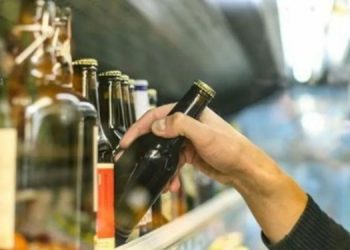 Vergi zamları nedeniyle içki satışlarında yüzde 40 düşüş: Tüketici rafın önüne gelmiyor