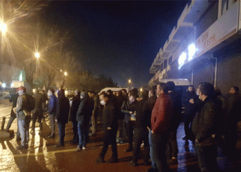 Alpin Çorap’ta işçiler iş bıraktı