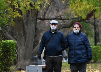 Araştırma: Kovid-19, Alzheimer benzeri beyin hasarına yol açabiliyor