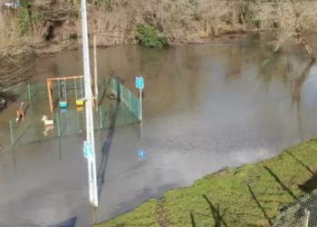 Beykoz’da dere taştı, mahalle su altında kaldı