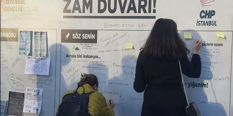 CHP, İstanbul’un tüm meydanlarında ”zam duvarı” açtı CHP, İstanbul’un tüm meydanlarında ”zam duvarı” açtı