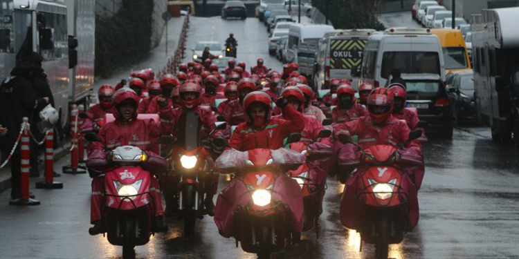 DİSK Temsilcisi Görgün: Sürekli örgütlülük sendikayla olur DİSK Temsilcisi Görgün: Sürekli örgütlülük sendikayla olur