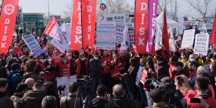 DİSK’ten 5 temel talep DİSK’ten 5 temel talep