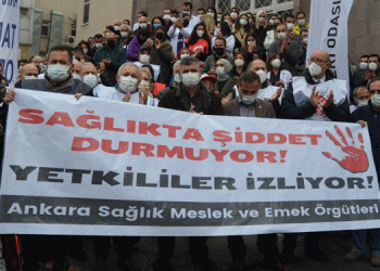 Doktorun darp edilmesi protesto edildi