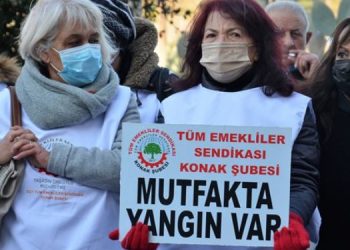 Emekliler: Saray dışında kim geçiniyor?