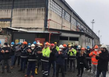 Hopa’da Liman işçileri iş bıraktı