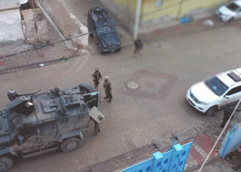 İdil’de 3 kişi gözaltına alındı