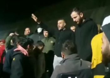 İzmir Şehir Hastanesi inşatında işçilerden protesto