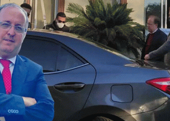 Küçükkuyu Belediye Başkanı Balkan gözaltına alındı