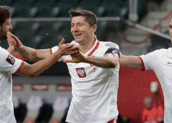 Polonya, Dünya Kupası play-off maçında Rusya ile oynamayı reddetti