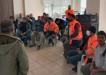 Seyhan Belediyesi’nde işçilerden grev kararı