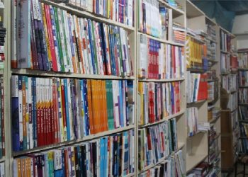 Üniversite öğrencileri kitap alamıyor