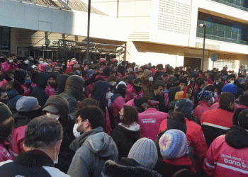 Yemeksepeti kuryeleri haklarını aramaya devam ediyor