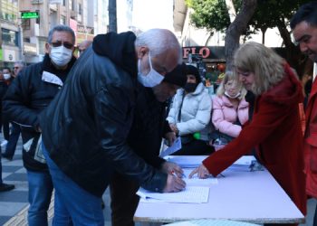 Zamların geri çekilmesi için imza kampanyası