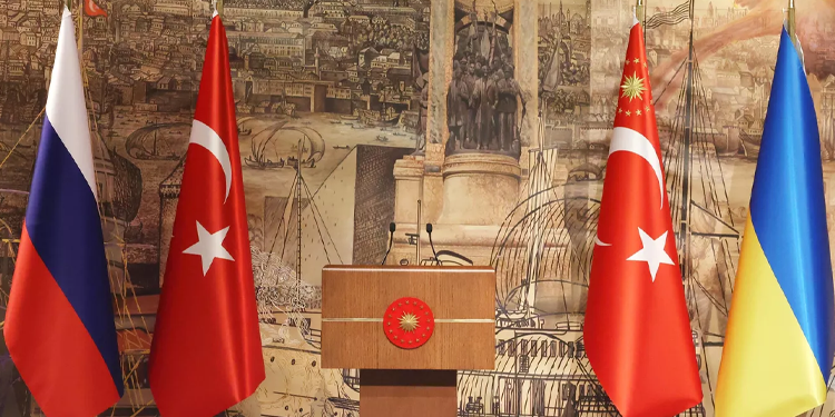 İstanbul’da Rusya- Ukrayna müzakereleri: Heyet başkanları görüşüyor İstanbul’da Rusya- Ukrayna müzakereleri: Heyet başkanları görüşüyor