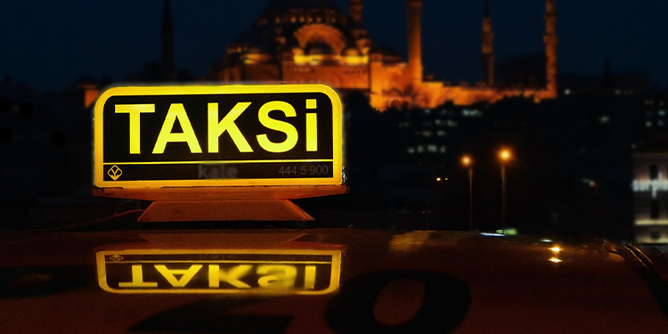 İstanbul’da taksi şoförlerinden ücret protestosu: Taksi, otobüs ve minibüsten daha ucuz taşıyor İstanbul’da taksi şoförlerinden ücret protestosu: Taksi, otobüs ve minibüsten daha ucuz taşıyor