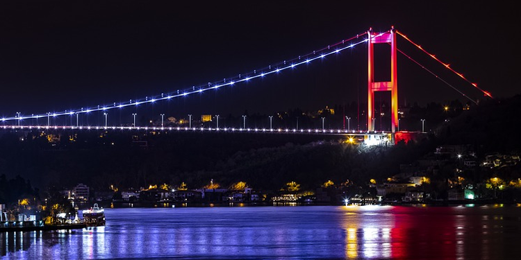 Rusya’dan yola çıkan ayçiçeği yağı yüklü üçüncü gemi İstanbul Boğazı’ndan geçti Rusya’dan yola çıkan ayçiçeği yağı yüklü üçüncü gemi İstanbul Boğazı’ndan geçti