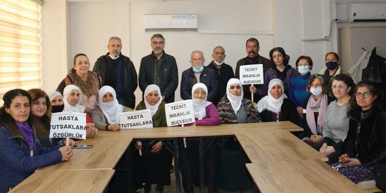 ’’Adalet olmuş olsaydı anneler burada olmazdı’’ ’’Adalet olmuş olsaydı anneler burada olmazdı’’