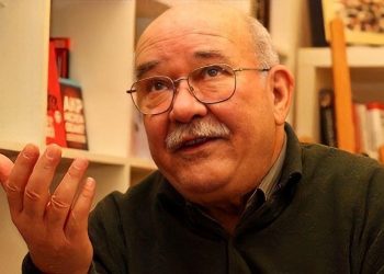 Gazeteci Aydın Engin hayatını kaybetti