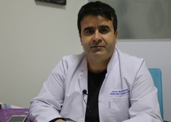 Sağlık Bakanı, KHK’li doktorun ”Tıp Bayramı”nı kutladı