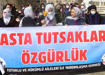 Cezaevlerindeki kadınlar için yürüdüler: Tutsakların sesi olacağız