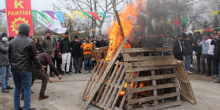 Eskişehir Newrozu’nda ortak mücadele vurgusu Eskişehir Newrozu’nda ortak mücadele vurgusu