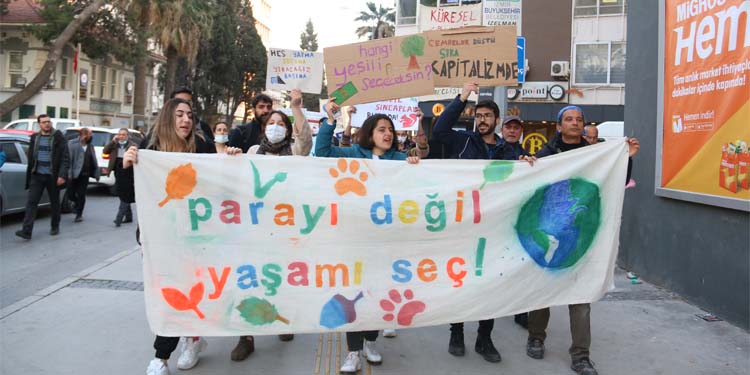 Gençler: İklim krizine karşı harekete geçilmeli Gençler: İklim krizine karşı harekete geçilmeli