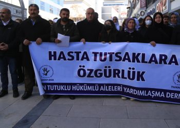 ”Hasta tutsaklara eziyet ediliyor”