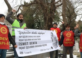 İsmet Demir mezarı başında anıldı