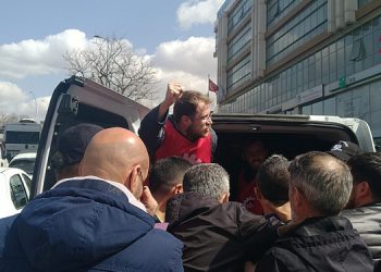 İşten atılan EnerjiSa işçileri gözaltına alındı