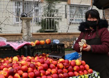 Kadın pazarcılara ‘kan dökeceğiz’ tehdidi