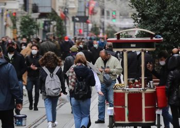 Koronavirüste bugün: 4 kişi hayatını kaybetti; 975 kişi pozitif çıktı