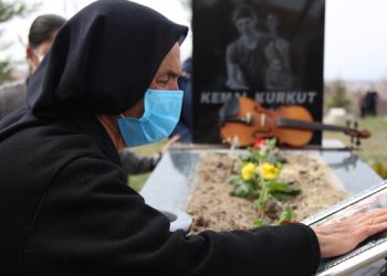Kurkut’un annesi: Newroz ateşi yakıldığında Kemal’i unutmayın