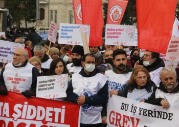 Sağlık emekçileri: Vazgeçmiyoruz hakkımızı alacağız