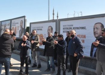 Servis şoförlerinden eylem: Kontak kapatacağız